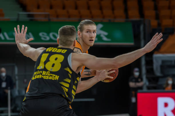 与澳大利亚 与澳大利亚